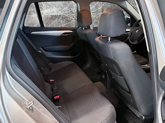 BMW X1 15 of 18