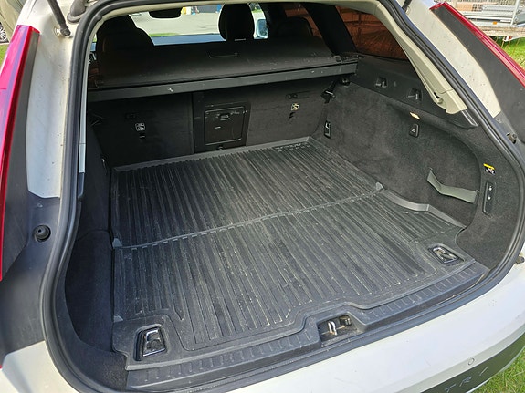 Volvo V90 Cross Country 5 of 5