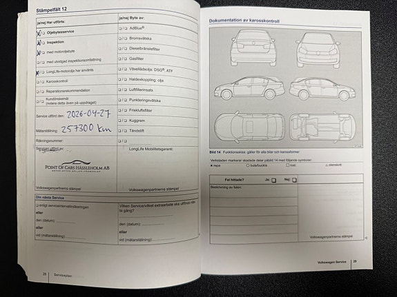 Volkswagen Touran 30 of 30