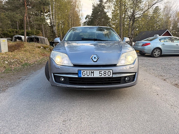Renault Laguna 2 of 5