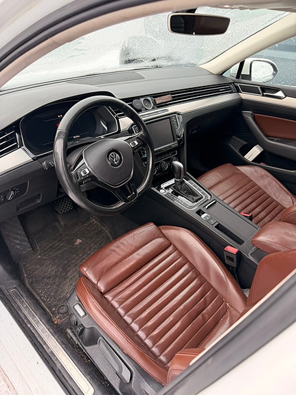 Volkswagen Passat 8 of 8