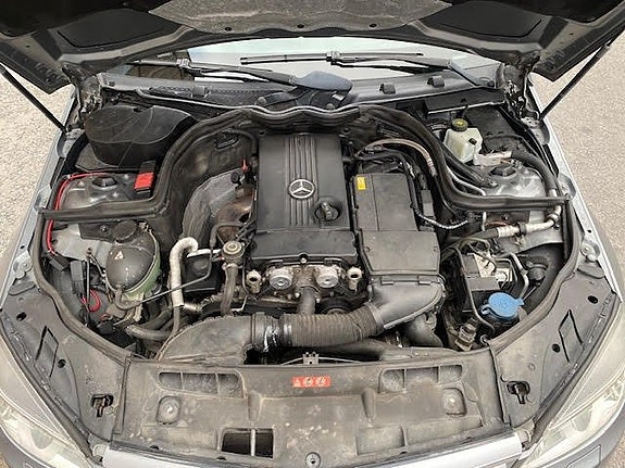 Mercedes-Benz C180 20 of 21