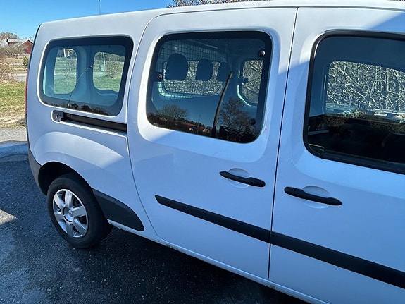 Renault Kangoo Express 3 of 5