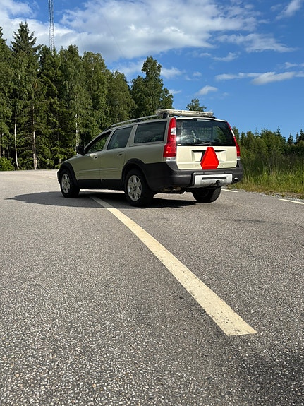 Volvo XC70 3 of 5