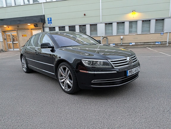 Volkswagen Phaeton 9 of 17