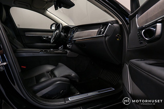 Volvo V90 10 of 22