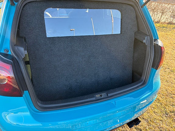 Volkswagen Golf V 11 of 13