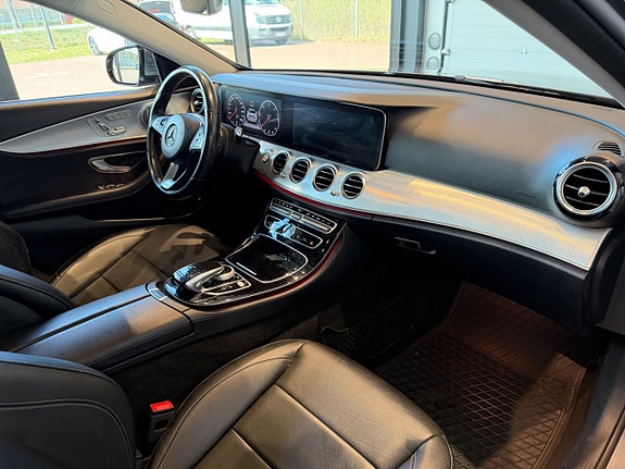 Mercedes-Benz E220 d 10 of 10
