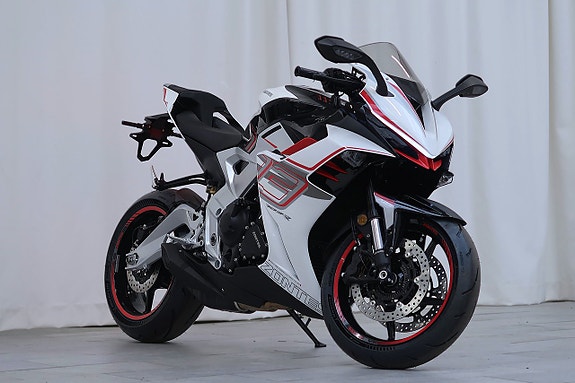 Zontes 703RR 703RR Helt ny med 5 års garanti! 2 of 7