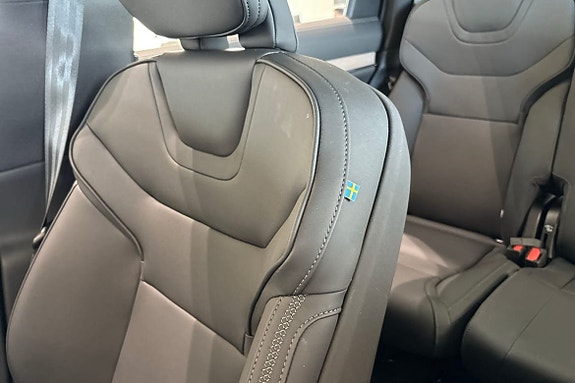 Volvo EX90 19 of 30