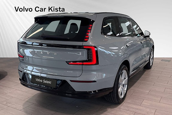Volvo EX90 5 of 5