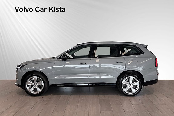 Volvo EX90 3 of 5