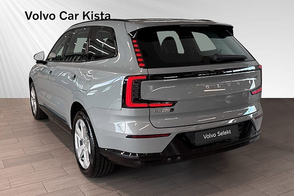 Volvo EX90 4 of 5