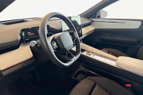 Polestar 4 10 of 30