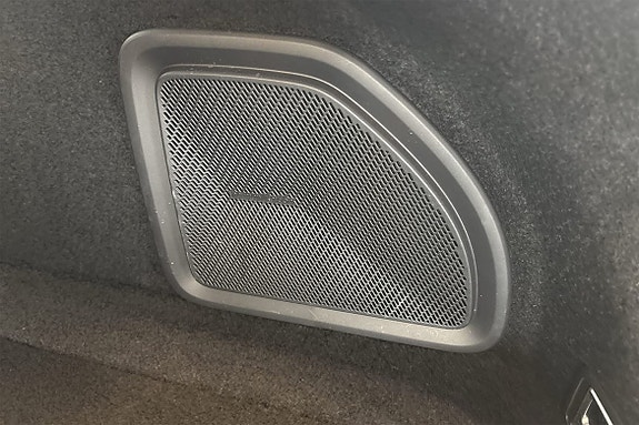 Polestar 4 16 of 30