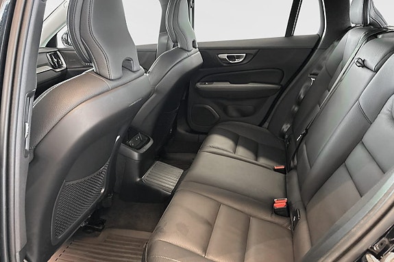 Volvo V60 8 of 30