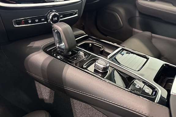 Volvo V60 24 of 30