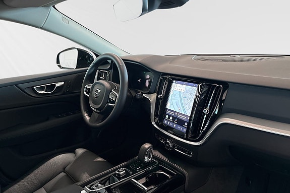 Volvo V60 10 of 30