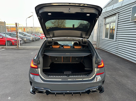 BMW M340d 27 of 28