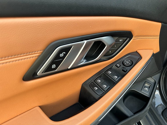BMW M340d 13 of 28
