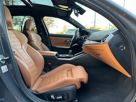 BMW M340d 16 of 28