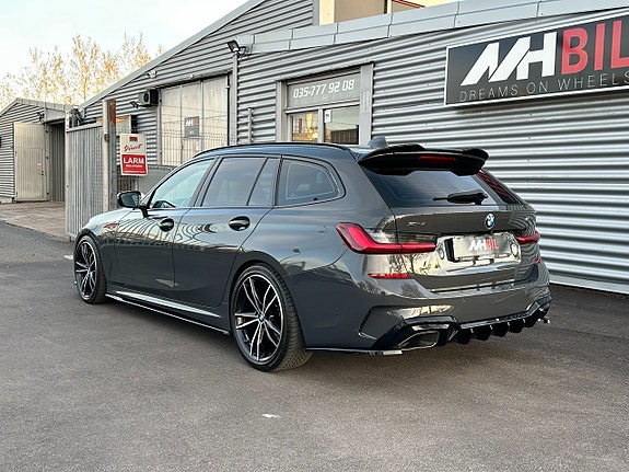 BMW M340d 3 of 28