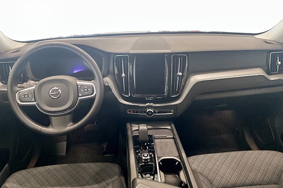 Volvo XC60 5 of 16