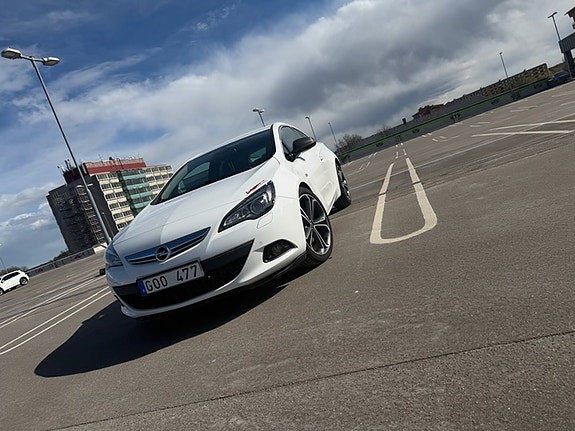 Opel Astra 4 of 5