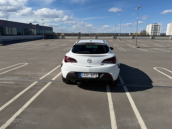 Opel Astra 2 of 5