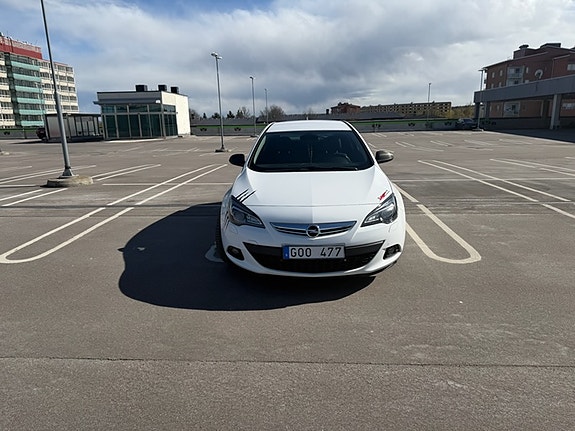 Opel Astra 3 of 5