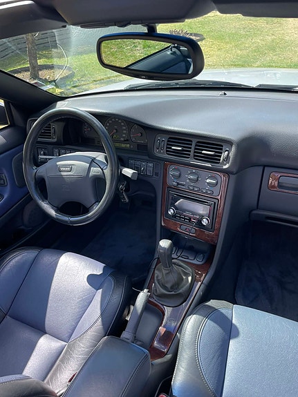 Volvo C70 4 of 6