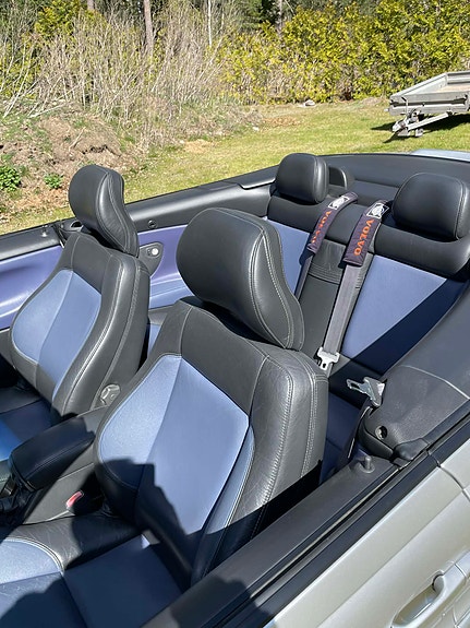 Volvo C70 3 of 6