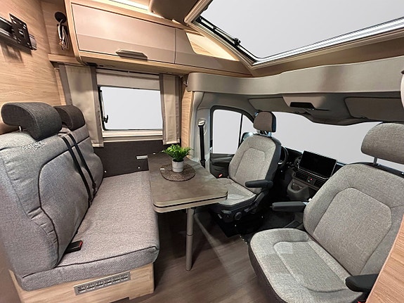 Knaus VAN TI PLUS 650 MEG Platinum Selection 4X4 AUTOMAT – ALDE - OFFROAD-PAKET - 165 HK - Långbäddar 7 of 30