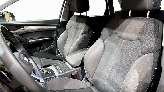 Audi Q5 8 of 23