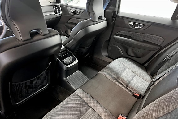 Volvo V60 8 of 9