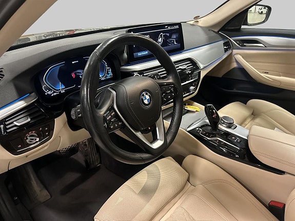 BMW 530e 14 of 21