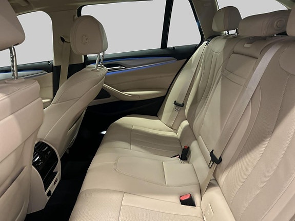 BMW 530e 11 of 21