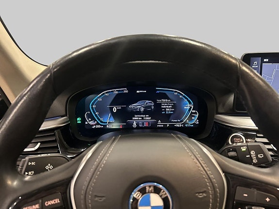 BMW 530e 15 of 21