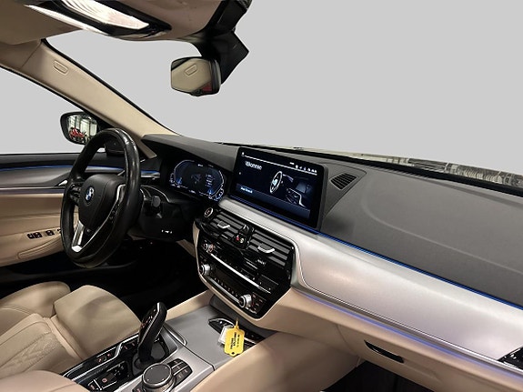 BMW 530e 10 of 21