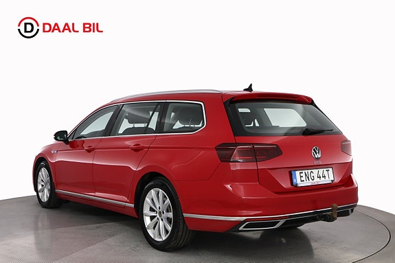 Volkswagen Passat 8 of 25
