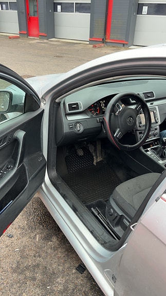 Volkswagen Passat 5 of 5