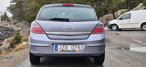 Opel Astra 6 of 11