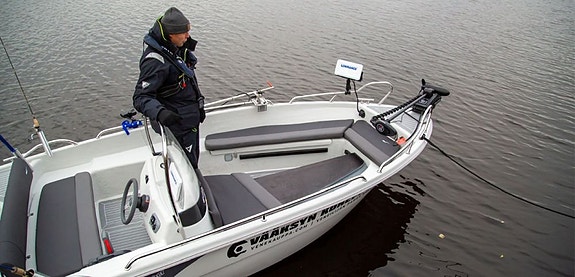 Motorbåt Suvi 46 Fisher 6 of 6