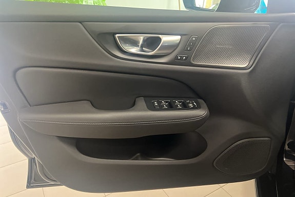 Volvo V60 16 of 27