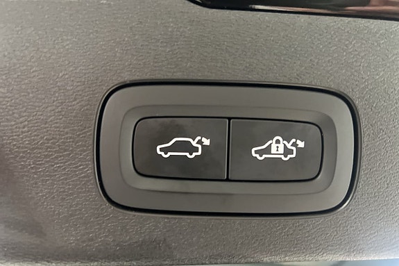 Volvo V60 14 of 27