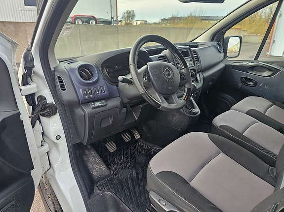Opel Vivaro 3 of 5