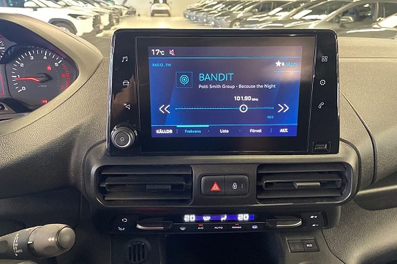 Peugeot Partner 15 of 21