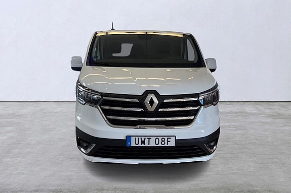 Renault Trafic 8 of 16