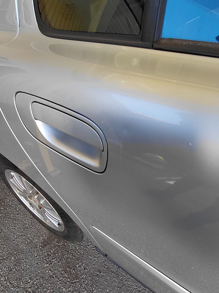 Volvo S60 4 of 5