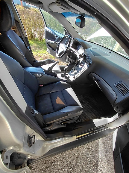 Volvo S60 7 of 20